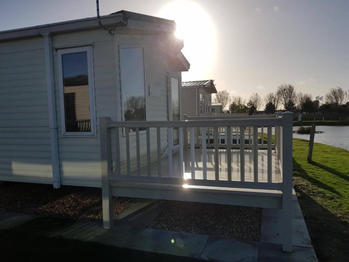 8 Berth Deluxe Caravan Ml88 Golden Palm Chapel St Leonards Extérieur photo